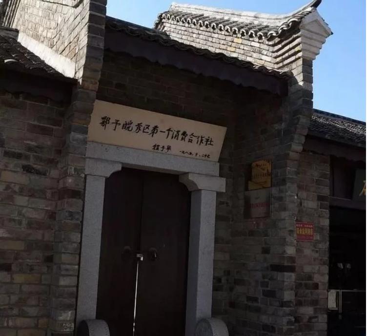 图片30.jpg 图片30.jpg